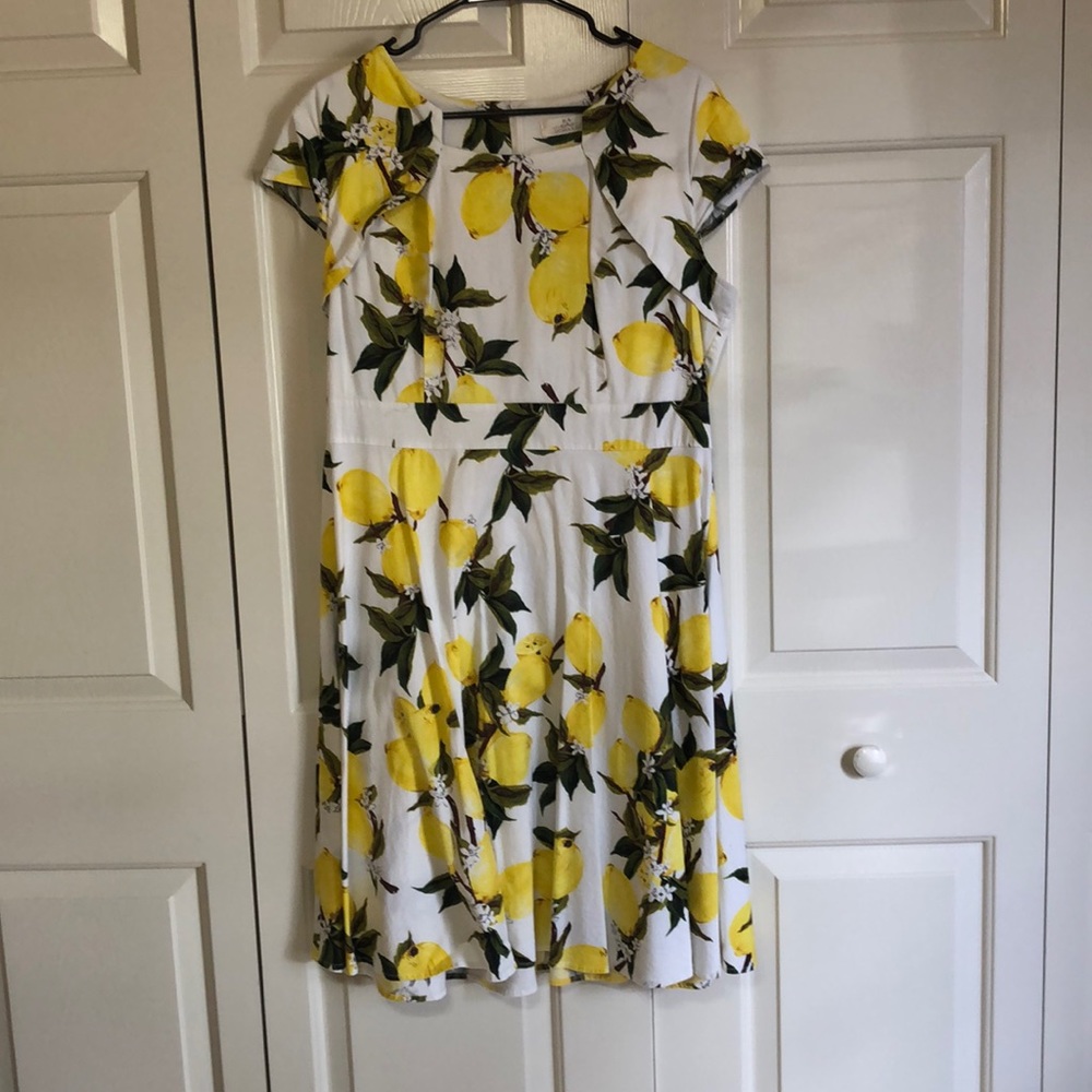 2/$30 👗 Homrain White Lemon Dress